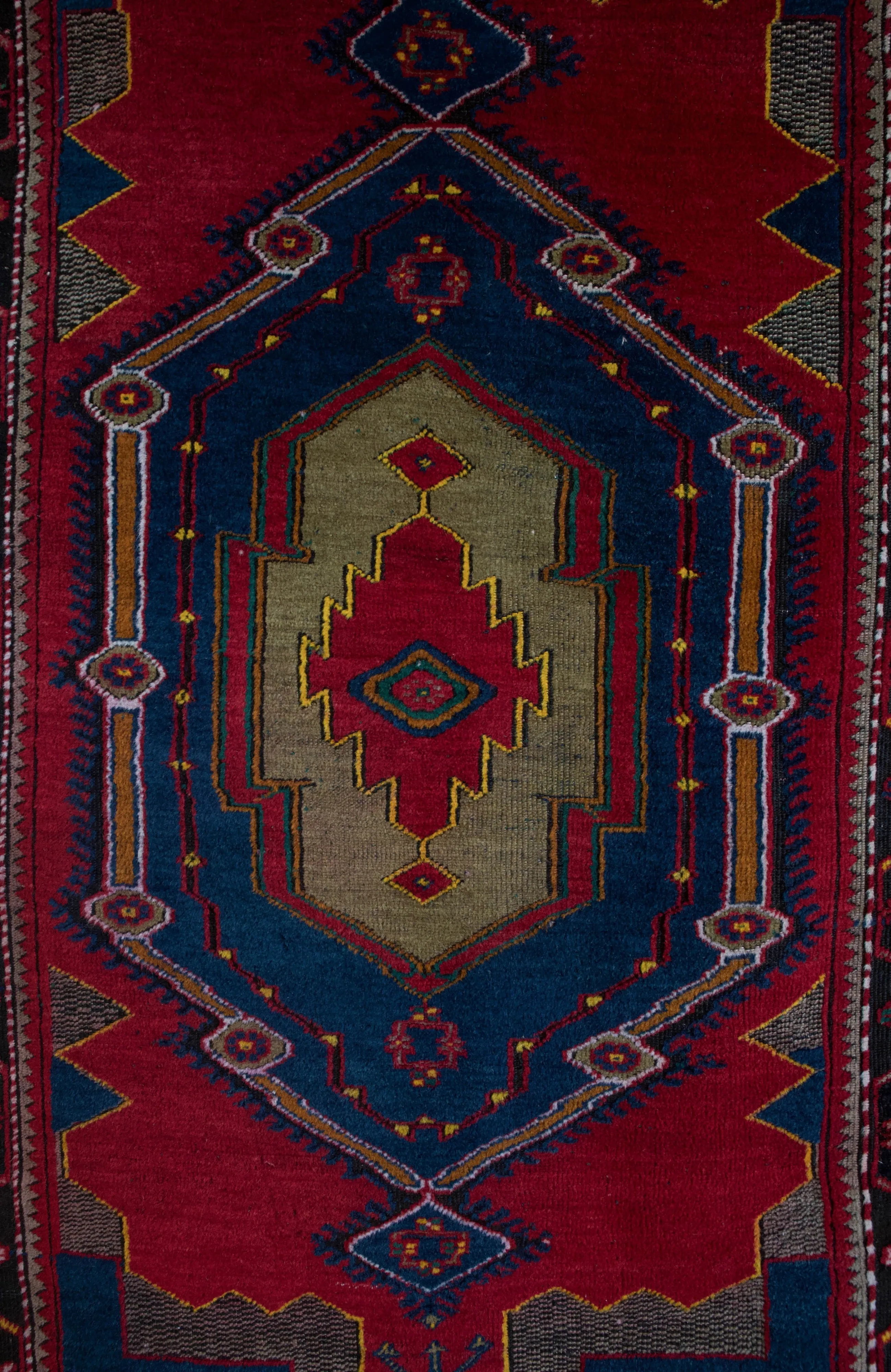 Antique Turkish Adana Yoruk Rug 3'8"x7'